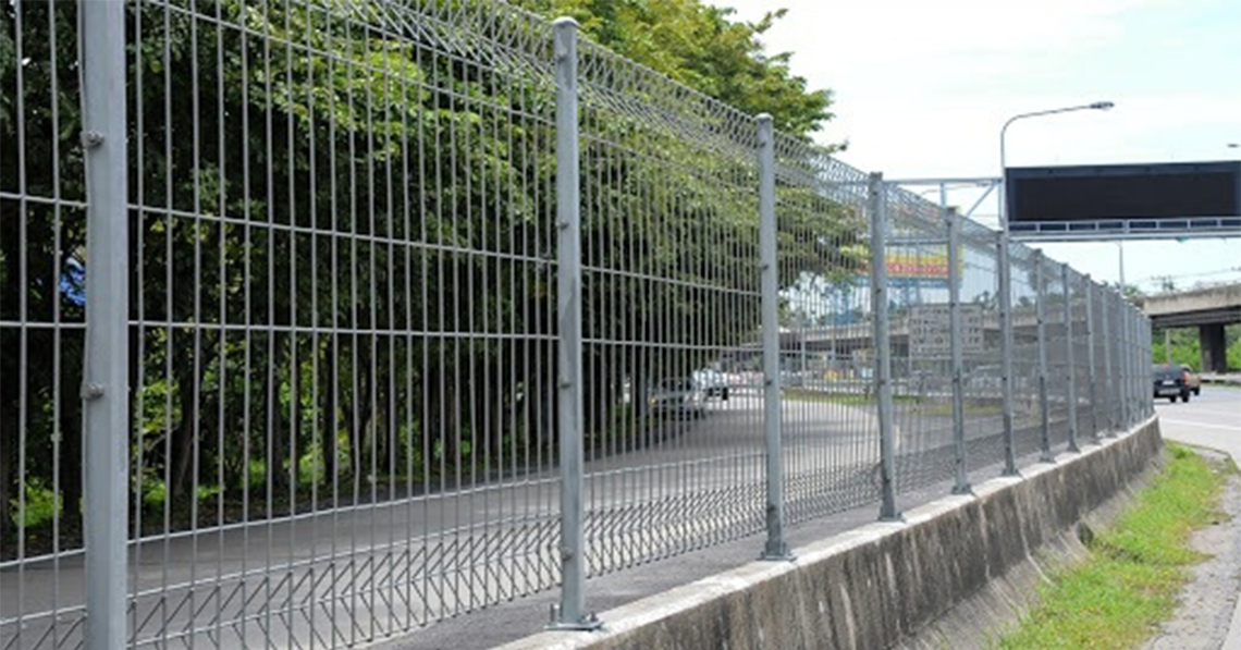 Металлические заборы Diamond - 700 ฿ LT_ADVGR_ALTPHOTO 3