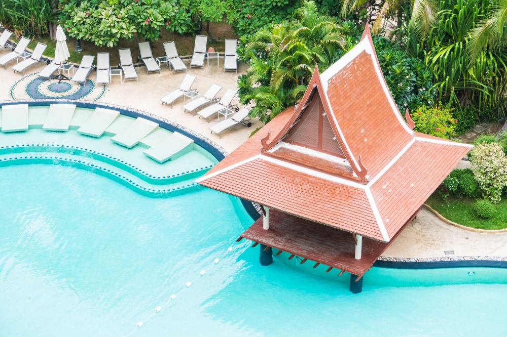 Строительство дома с бассейном под ключ (ID: 12492) LT_ADVGR_ALTPHOTO 1